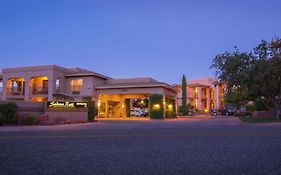Sedona Real Inn And Suites